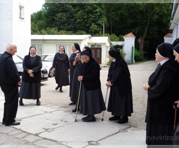 Sestry sv. kríža